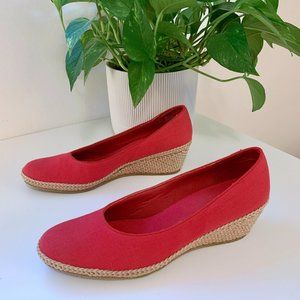 Vintage Red Canvas Woven Wedge Sandal Size 10N by Easy Street